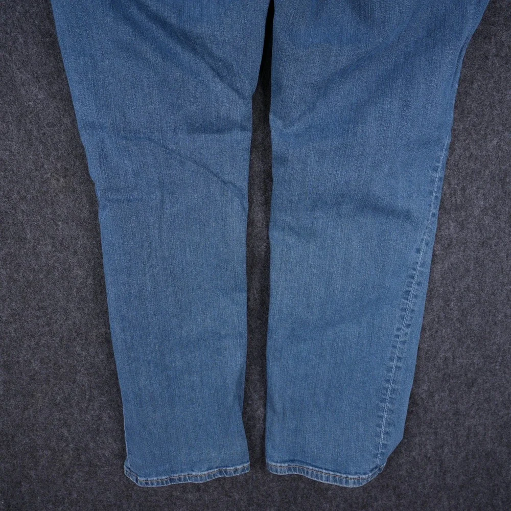 Levi's 541 Athletic Taper Blue Jeans Mens 42x32 Excellent Medium Wash Denim